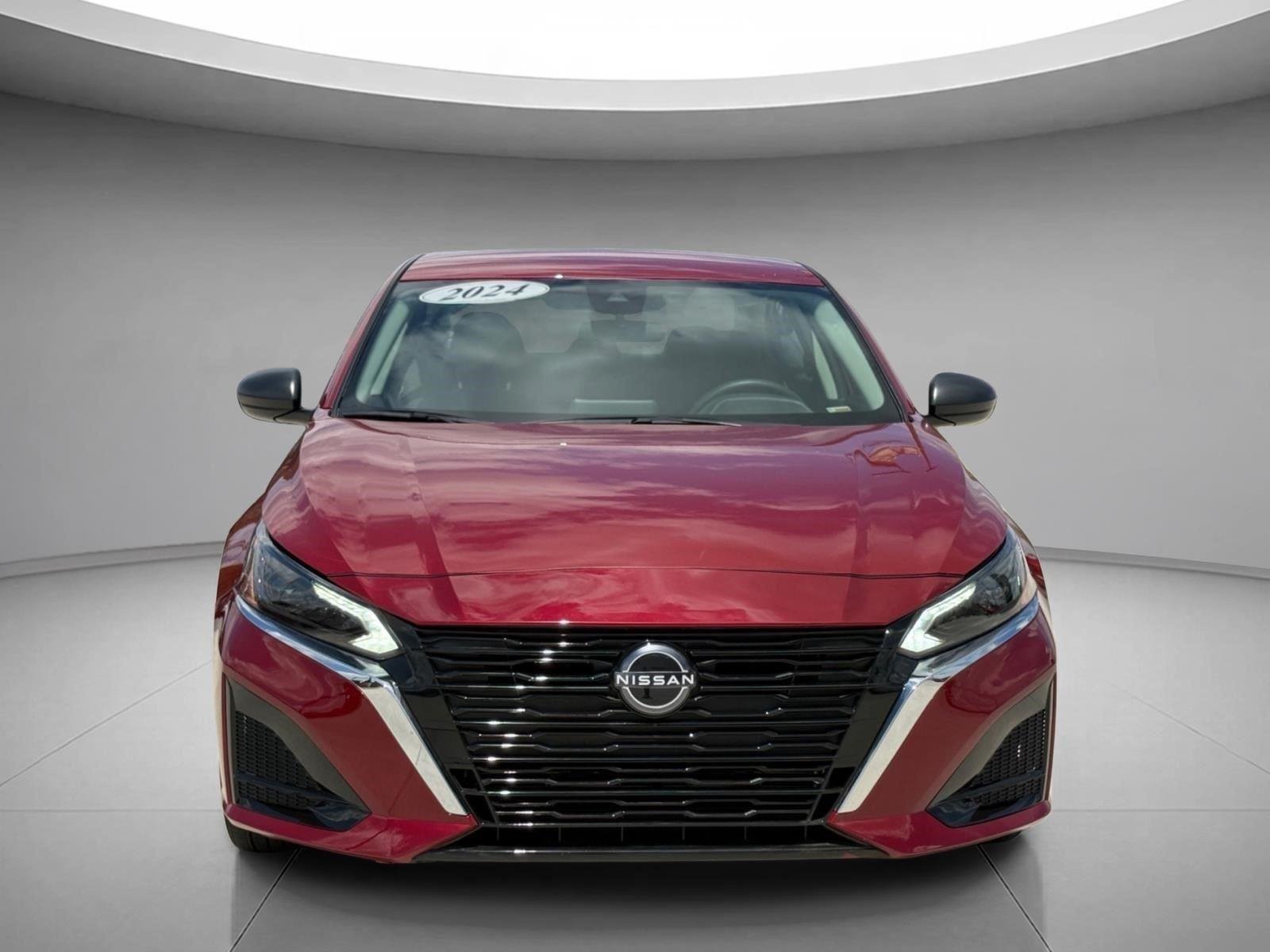 Used 2024 Scarlet Ember Nissan 2.5 SV image 7