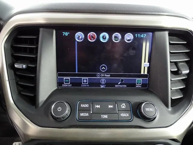 Used 2018 EBONY TWILIGHT METALLIC GMC Denali image 29