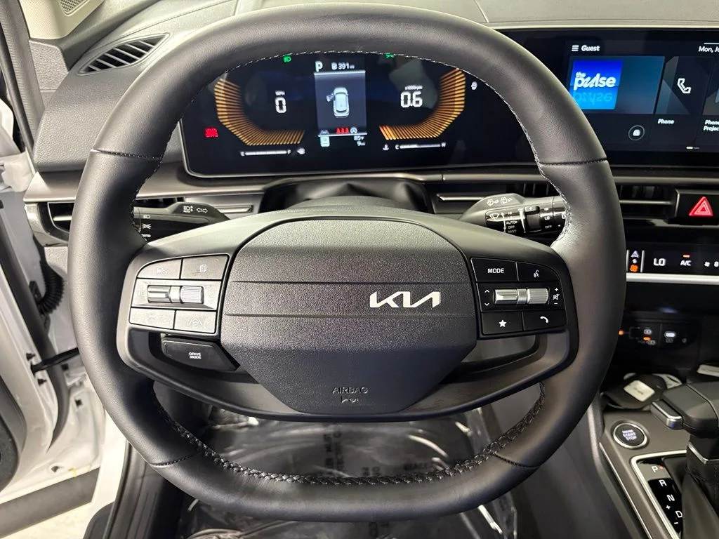 New 2026 Glacial White Pearl Kia EX image 20