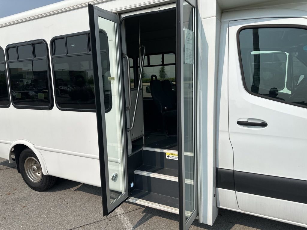 2022 Mercedes-Benz Sprinter Cab Chassis Base - Photo 38