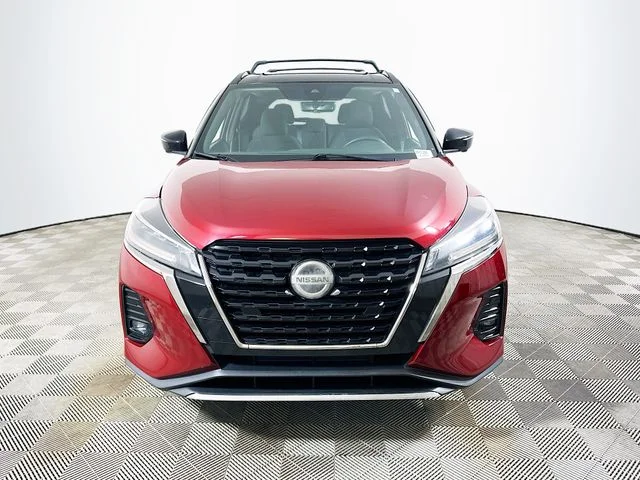 Certified Pre-Owned 2021 Nissan Kicks SR
