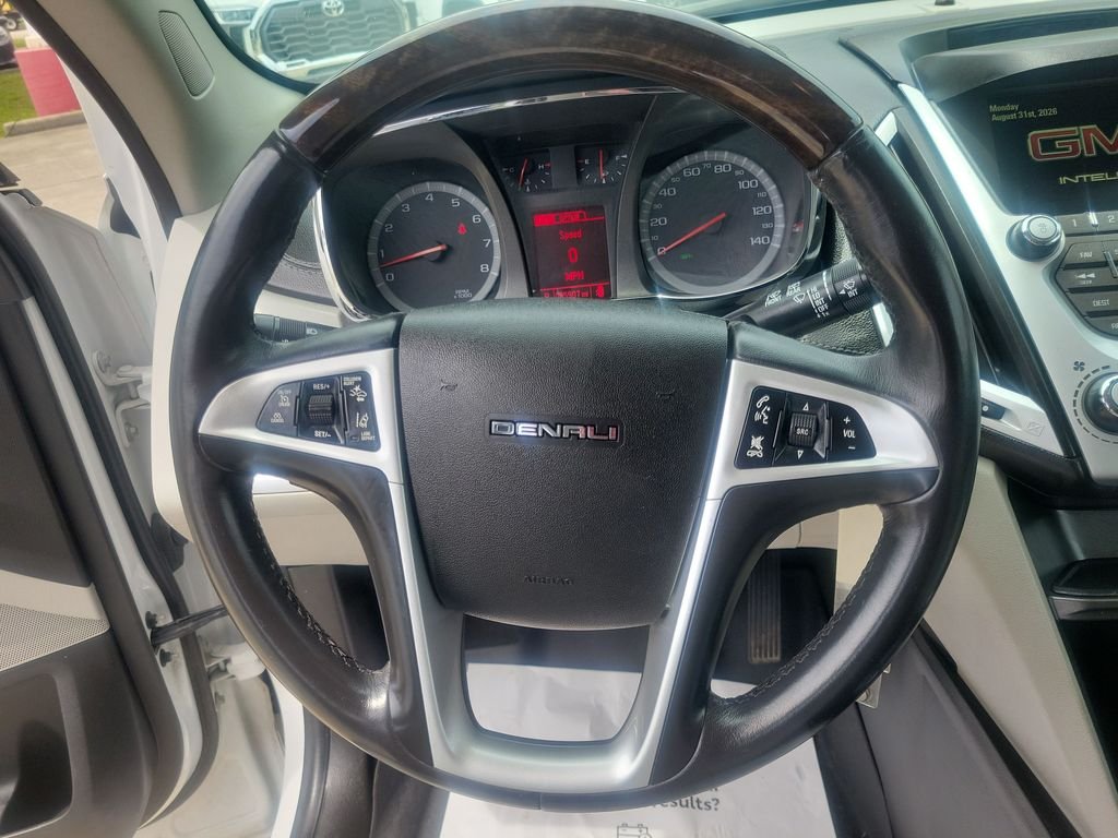 Used 2017 White GMC Denali image 30