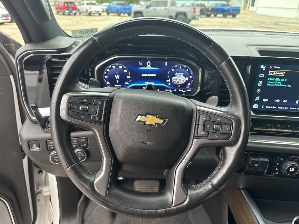 Certified Used 2023 Iridescent Pearl Tricoat Chevrolet High Country image 14