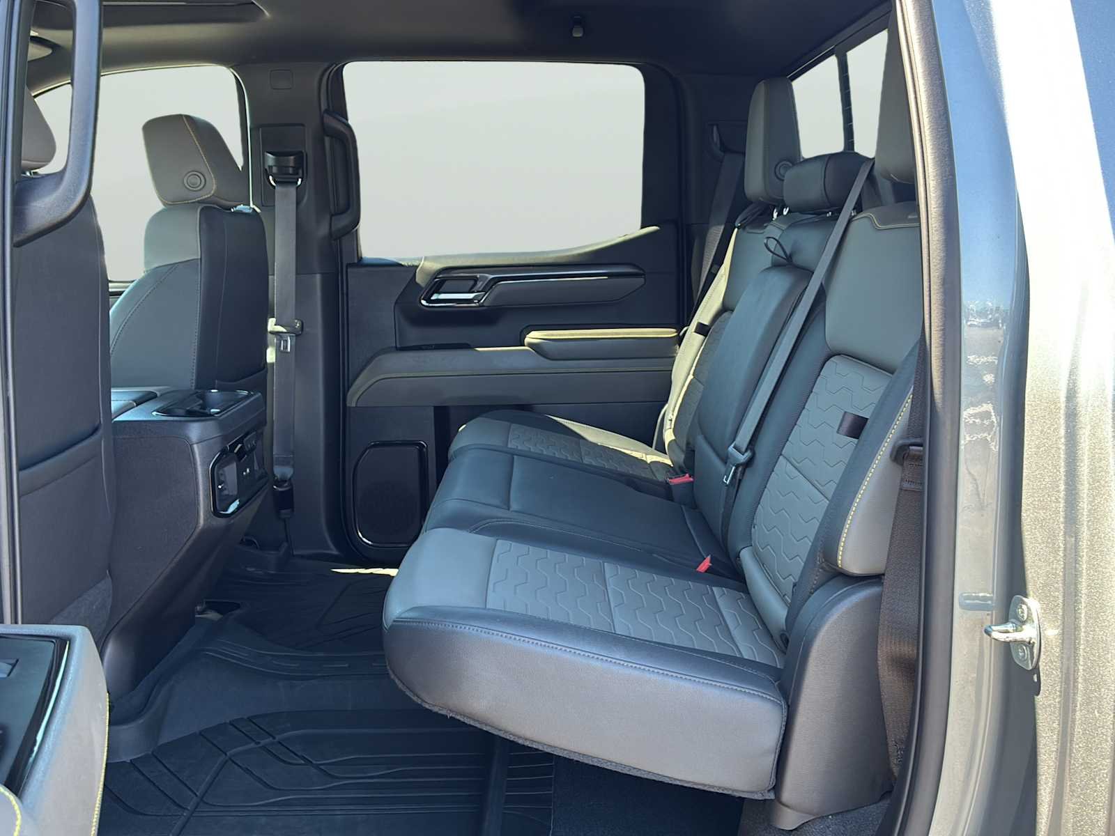 2023 Chevrolet Silverado 1500 ZR2 - Photo 32