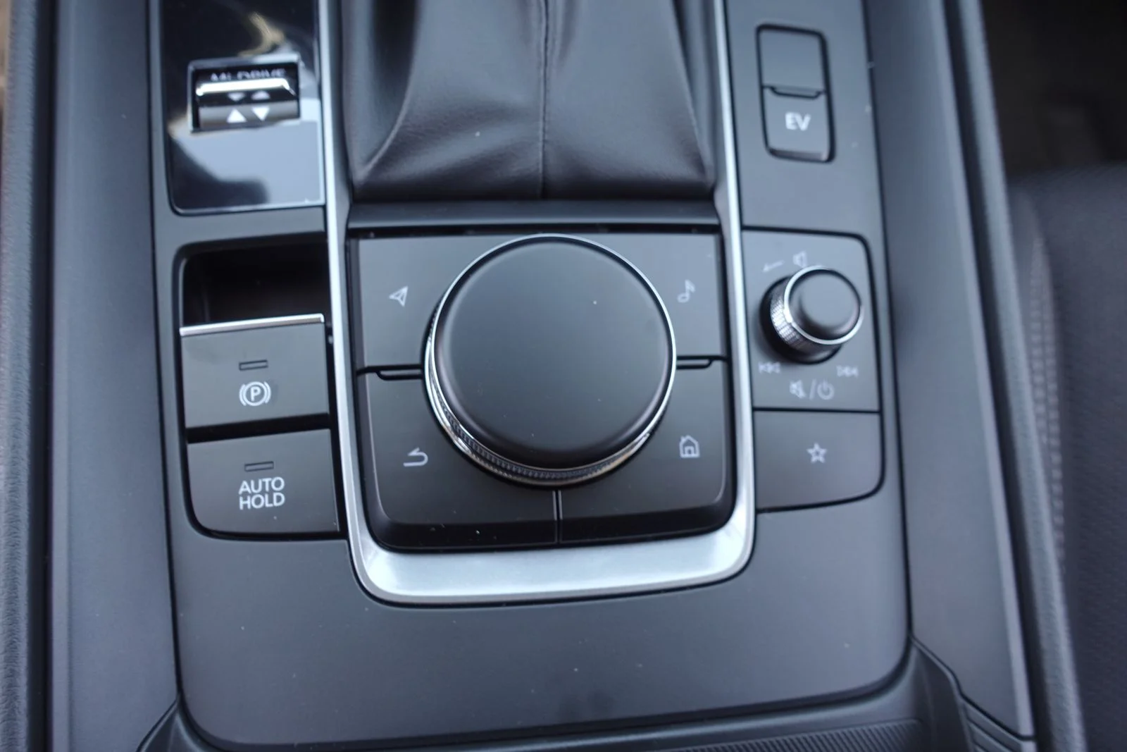 New 2026 Polymetal Gray Metallic Mazda Preferred image 23