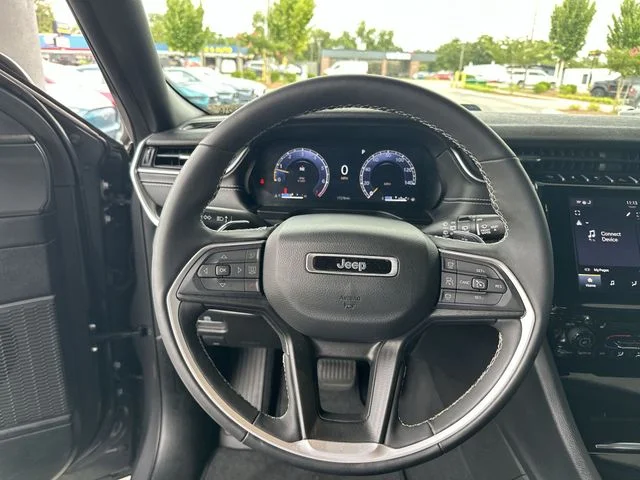 Used 2024 Gray Jeep Altitude X image 15