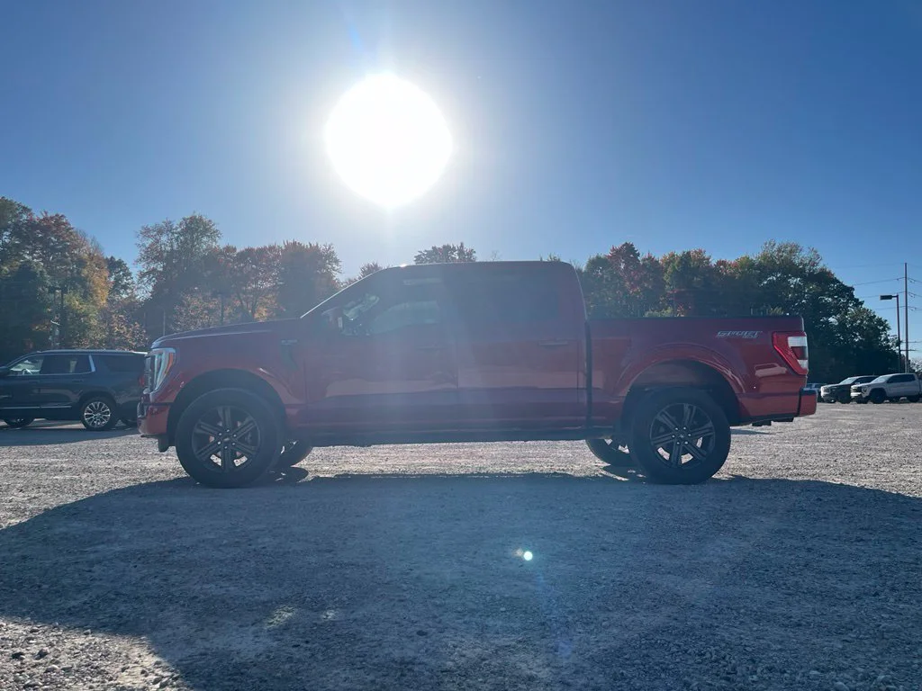 Used 2023 Red Metallic Ford Lariat image 16