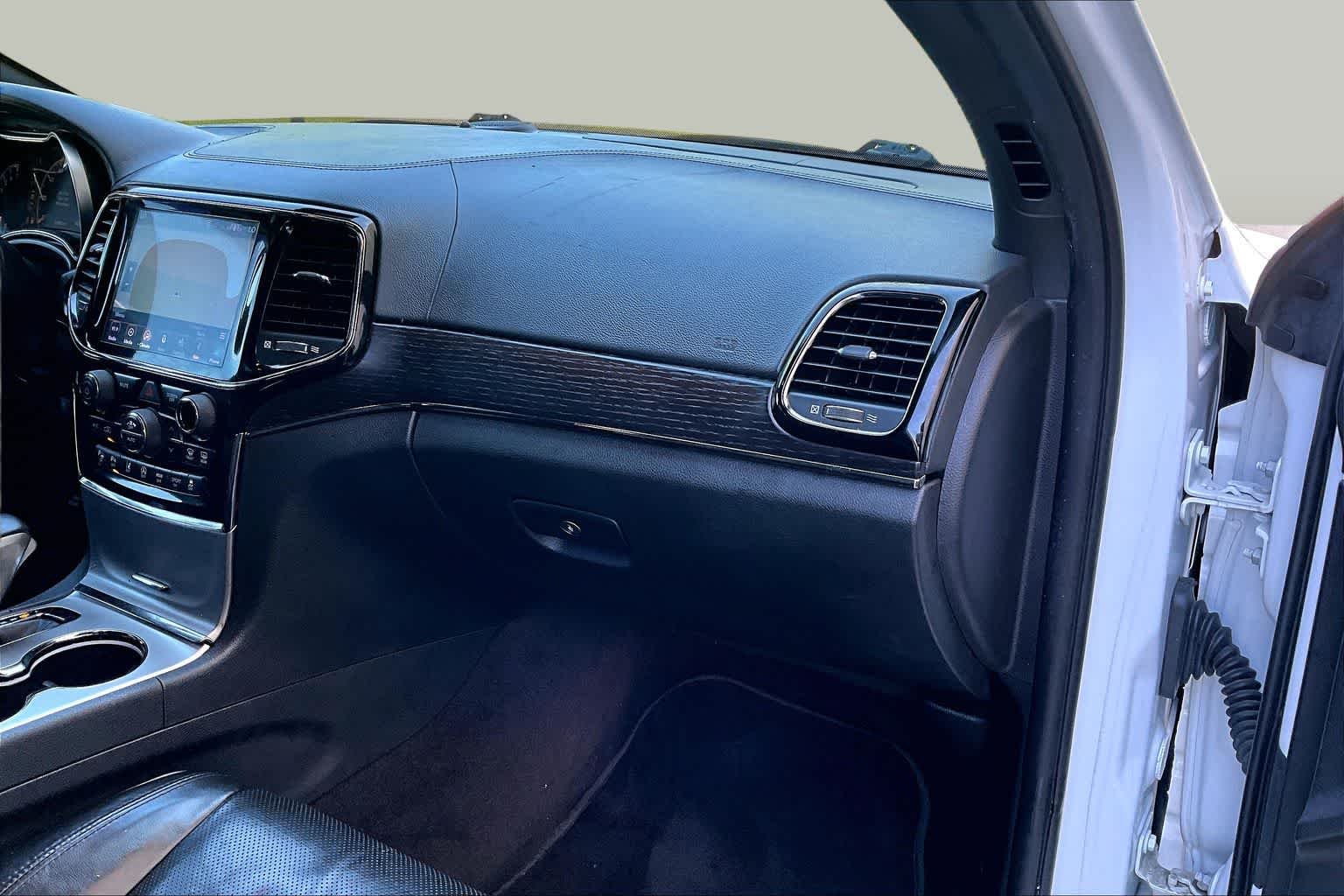Used 2019 Bright White Clearcoat Jeep High Altitude image 19