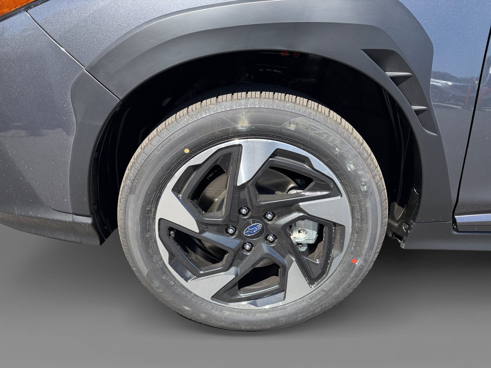 New 2026 MAGNETITE GRAY Subaru Limited image 9
