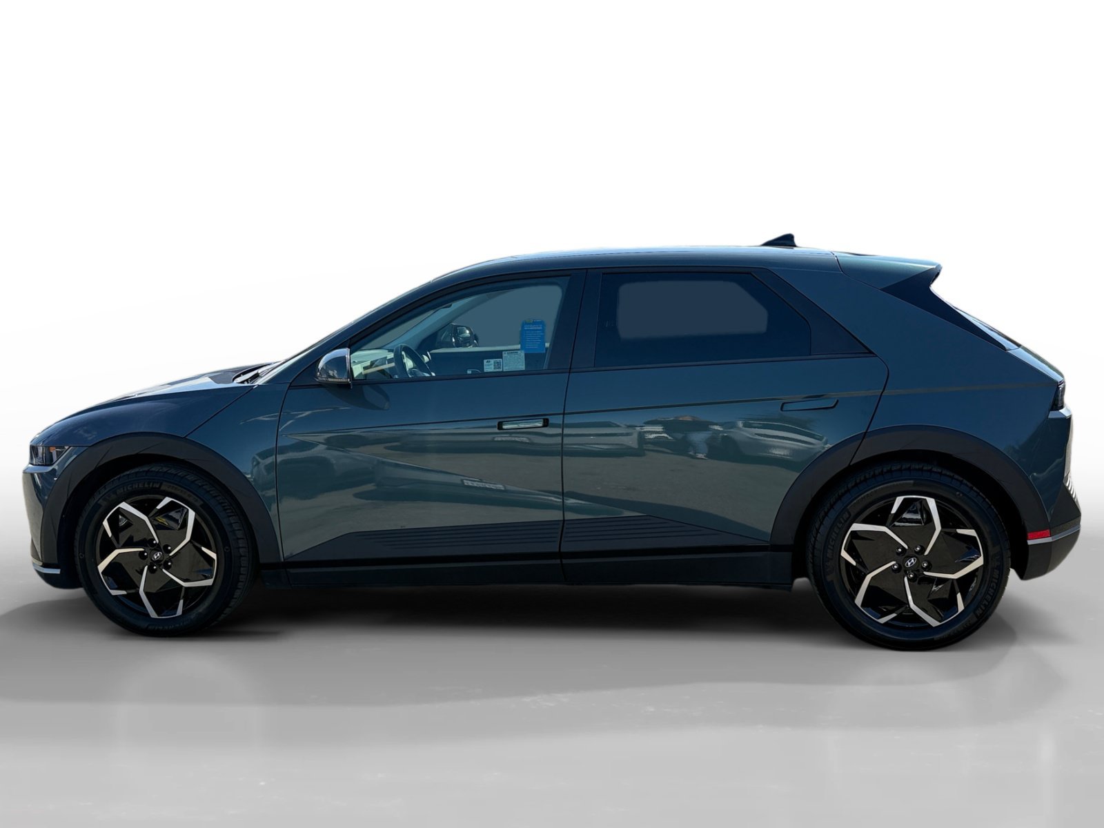 Certified Used 2024 Digital Teal Hyundai SEL image 2