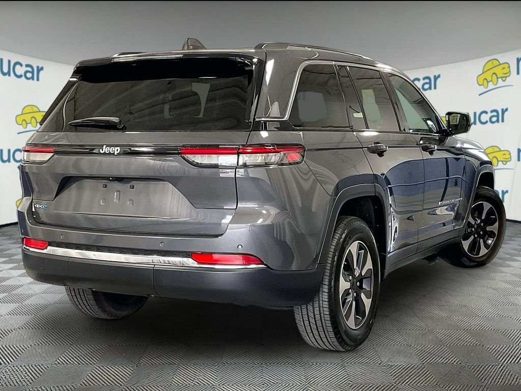 Used 2024 Gray Jeep 4xe image 6
