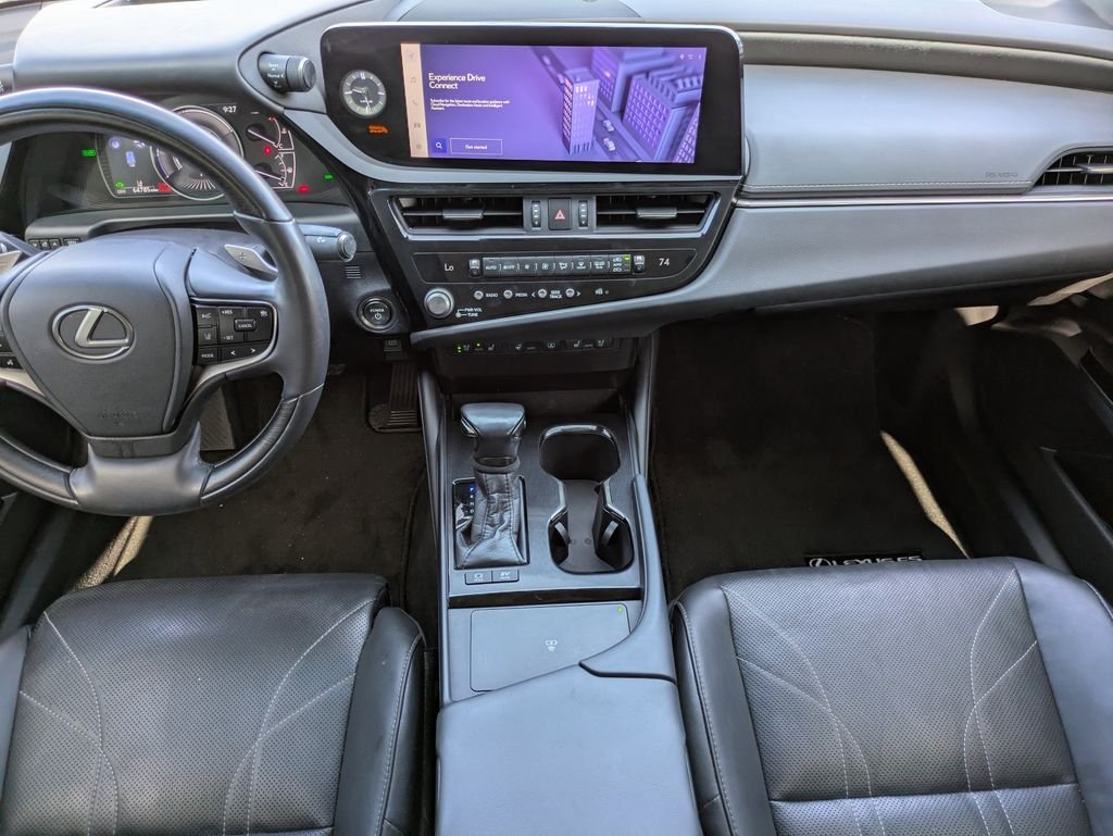 Used 2023 Silver Lexus 300h Luxury image 17