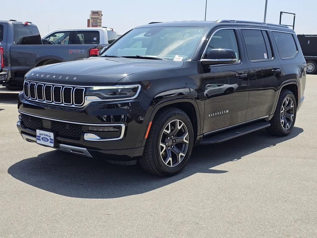 Used 2024 Diamond Black Jeep Series III image 4