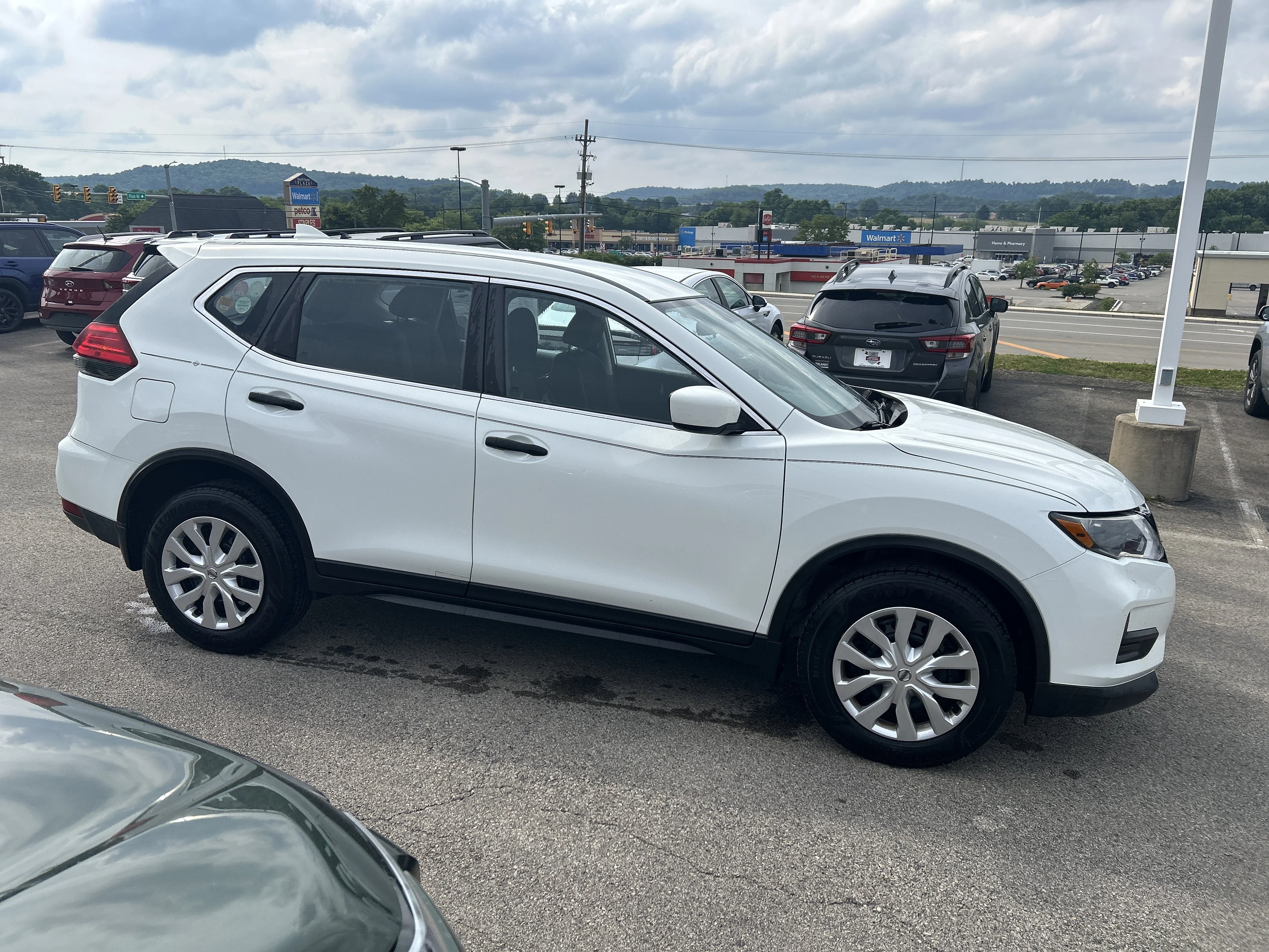 Used 2017 Glacier White Nissan S image 2