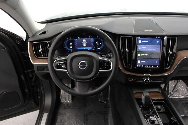 2023 Volvo XC60 Plus - Photo 26