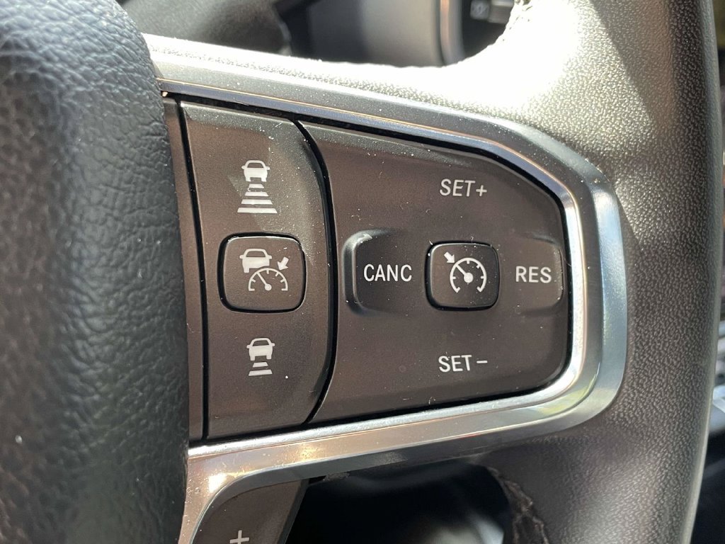Used 2025 White Ram Laramie image 26