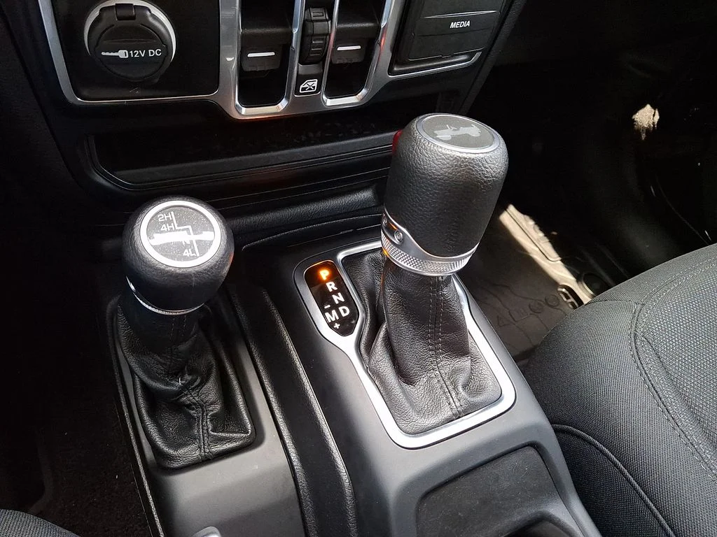 2020 Jeep Wrangler Unlimited Altitude - Photo 11
