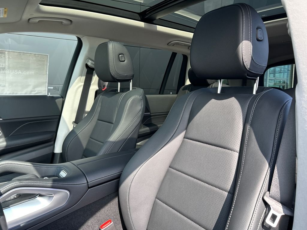 New 2026 Selenite Grey Metallic Mercedes-Benz GLS 450 image 15