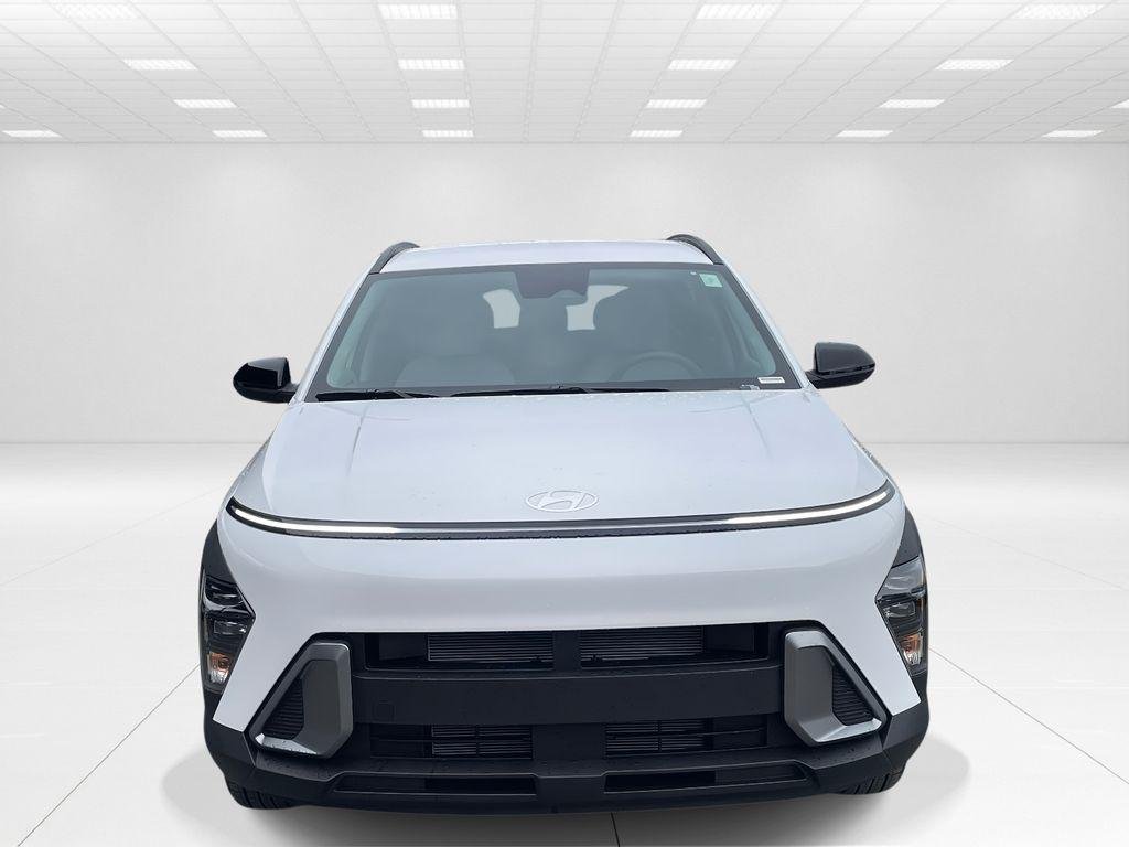 New 2026 White Hyundai SEL Sport FWD image 2