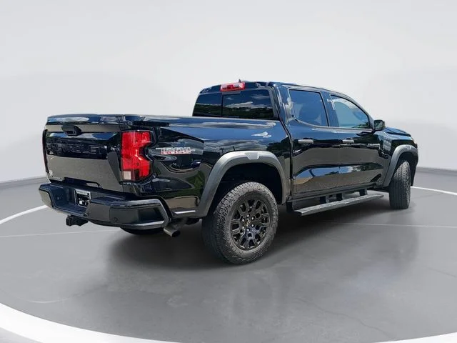 Used 2025 Black Chevrolet Trail Boss image 3