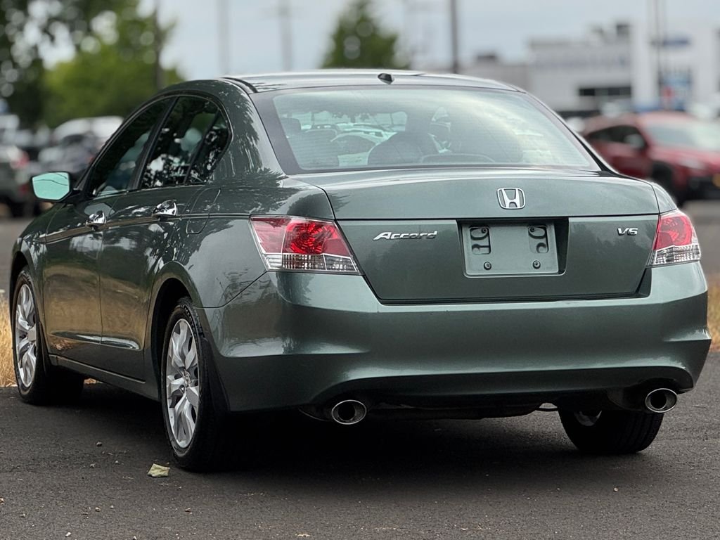 Used 2009 Mystic Green Metallic Honda EX-L image 5