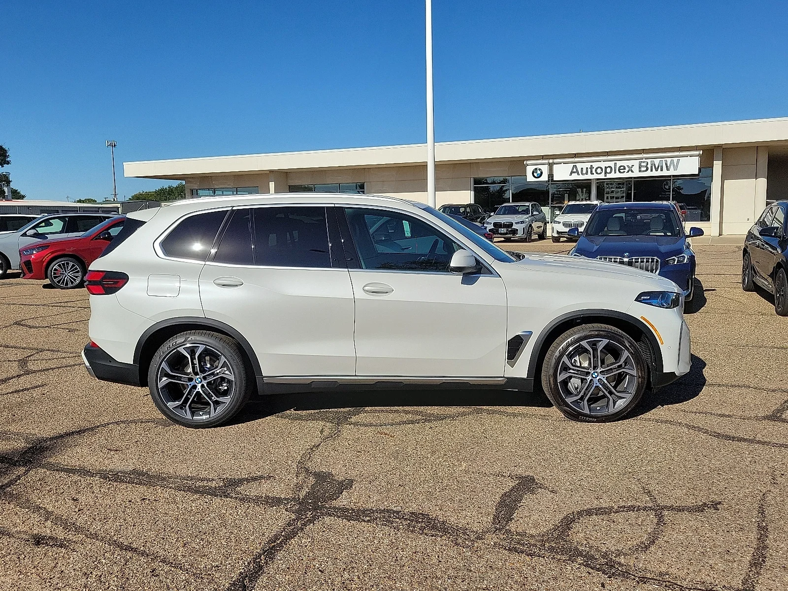 New 2026 Mineral White M BMW xDrive50e All-Wheel Drive Sports Activity Vehicle image 5