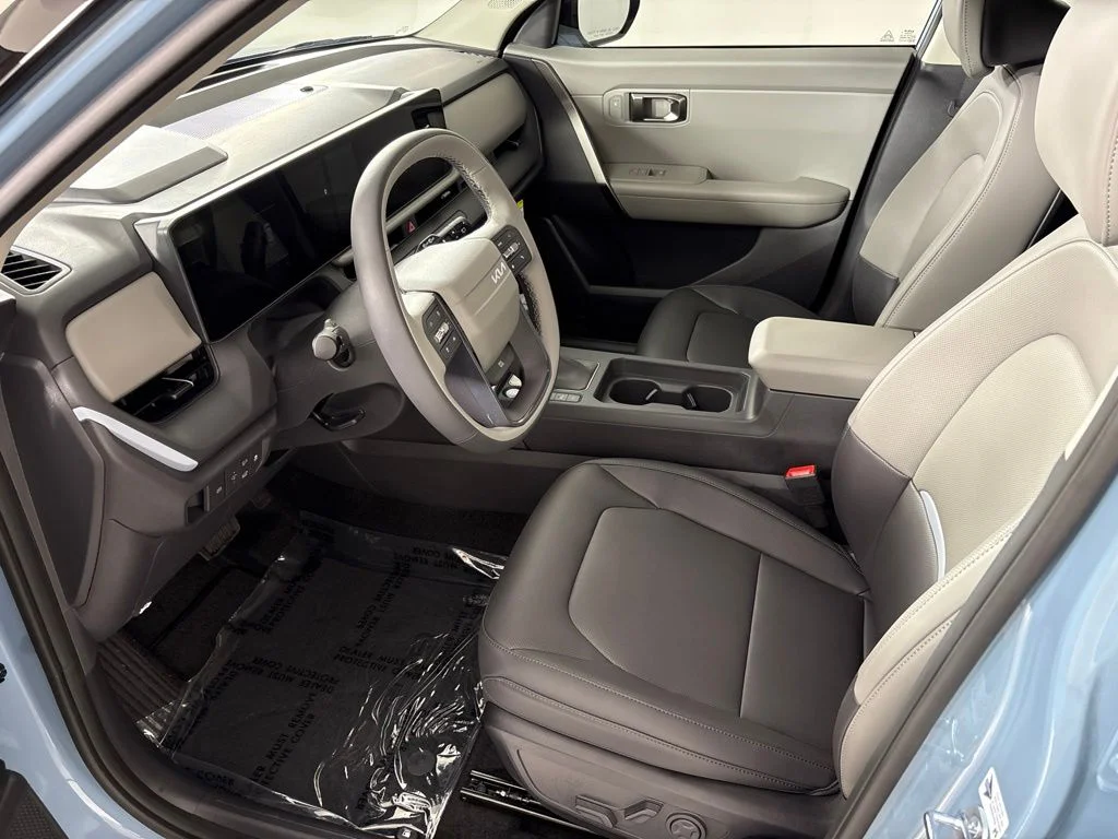 New 2027 Frost Blue Kia EX image 27