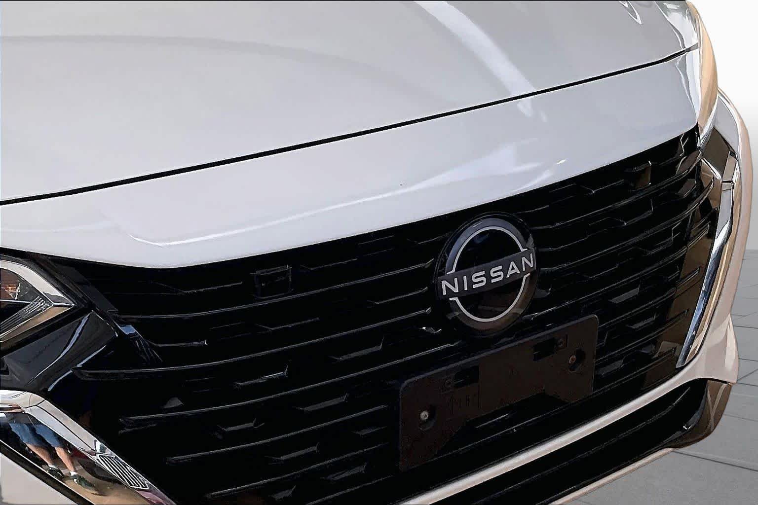 Used 2025 Fresh Powder Nissan SV image 29
