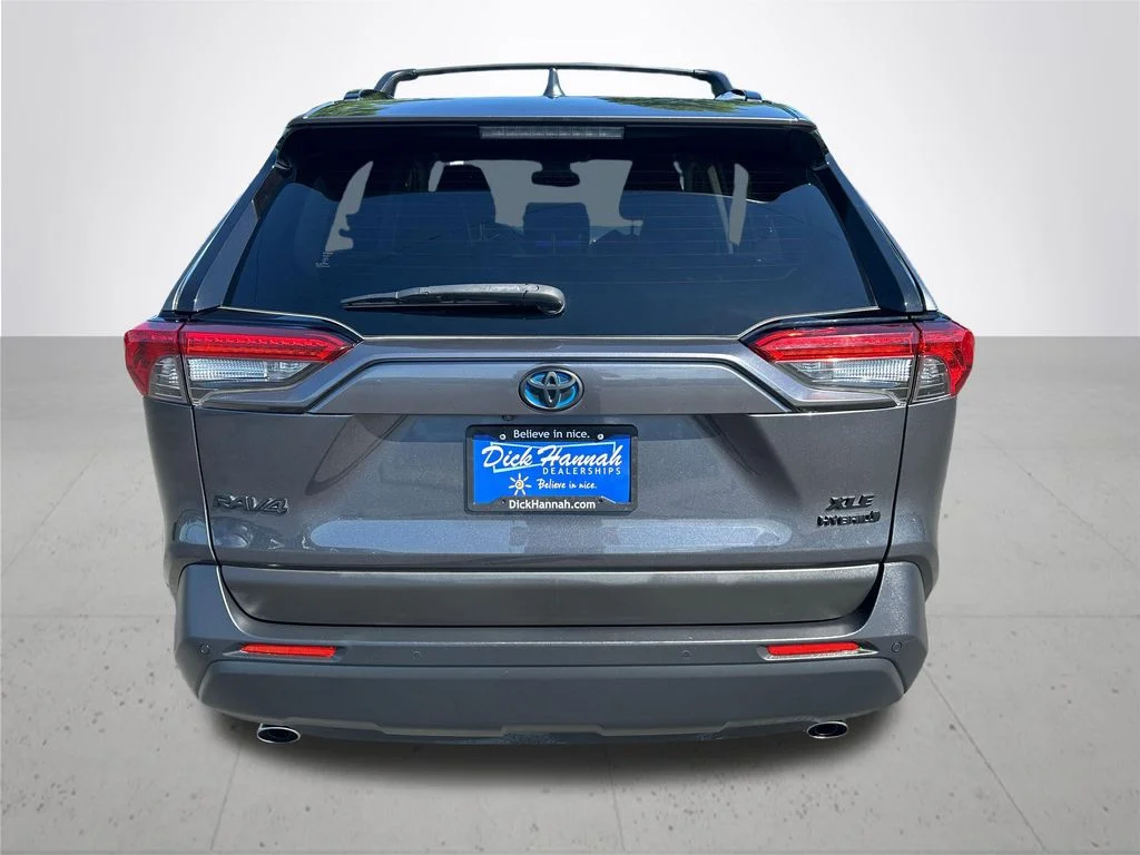 Used 2023 Gray Toyota XLE Premium image 8