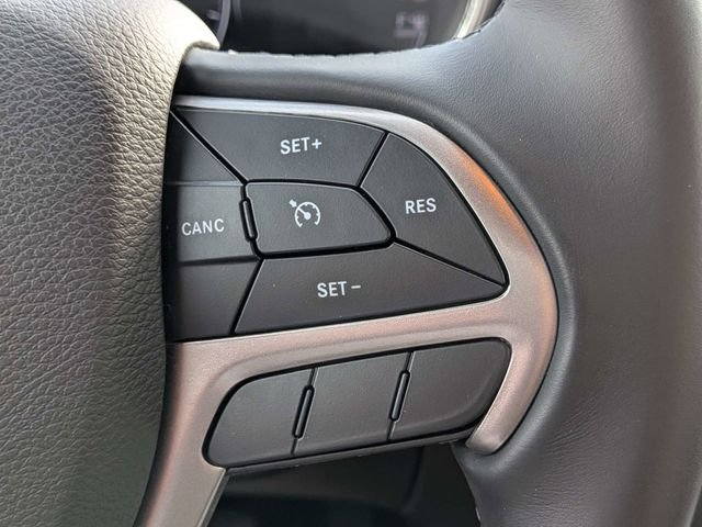 Used 2022 Black Jeep Laredo E image 25