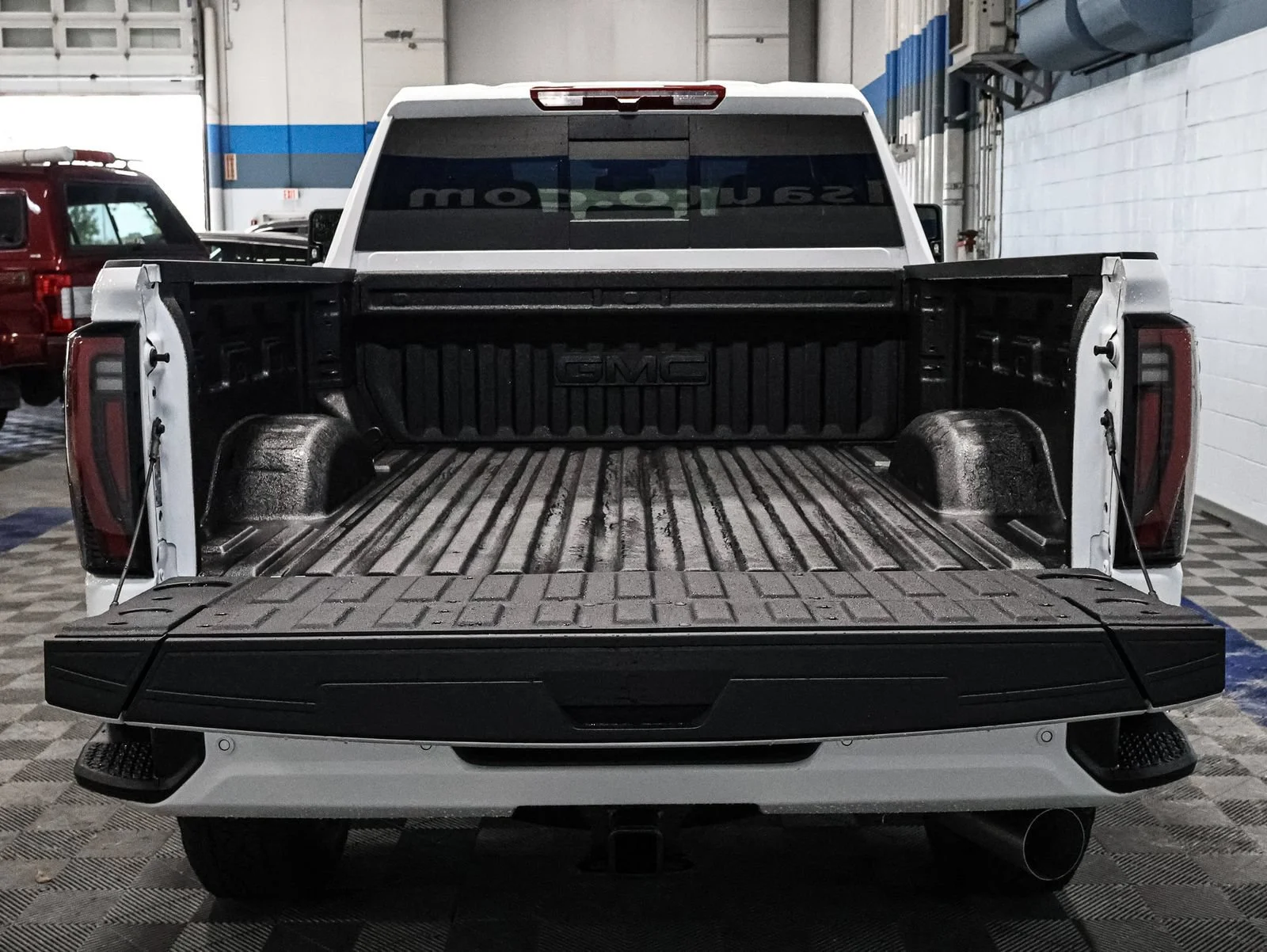 2026 GMC Sierra 2500HD AT4 - Photo 17