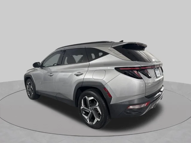 Used 2022 Silver Hyundai Limited image 5