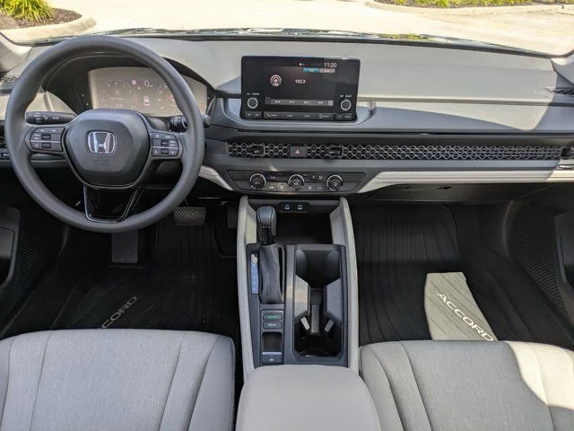 2025 Honda Accord LX - Photo 15