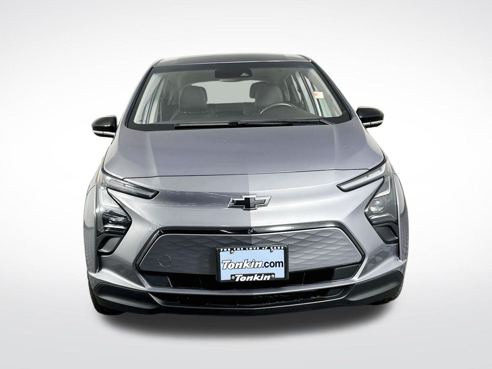 Used 2023 Gray Ghost Metallic Chevrolet 2LT image 2