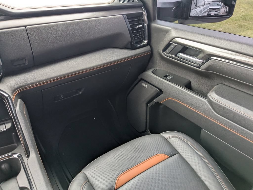 Used 2025 Thunderstorm Gray GMC AT4 image 17