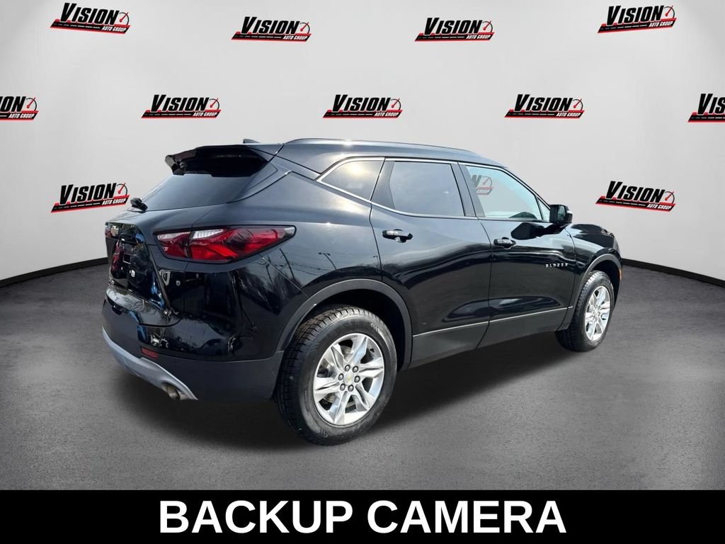 Used 2022 Black Chevrolet LT image 5