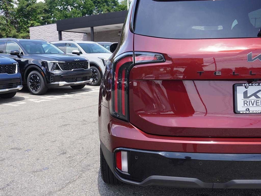 Used 2024 Red Kia SX-Prestige X-Line image 21