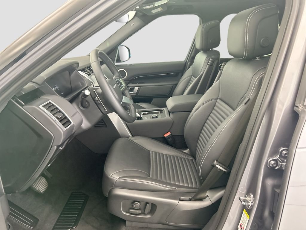 2025 Land Rover Discovery S - Photo 18