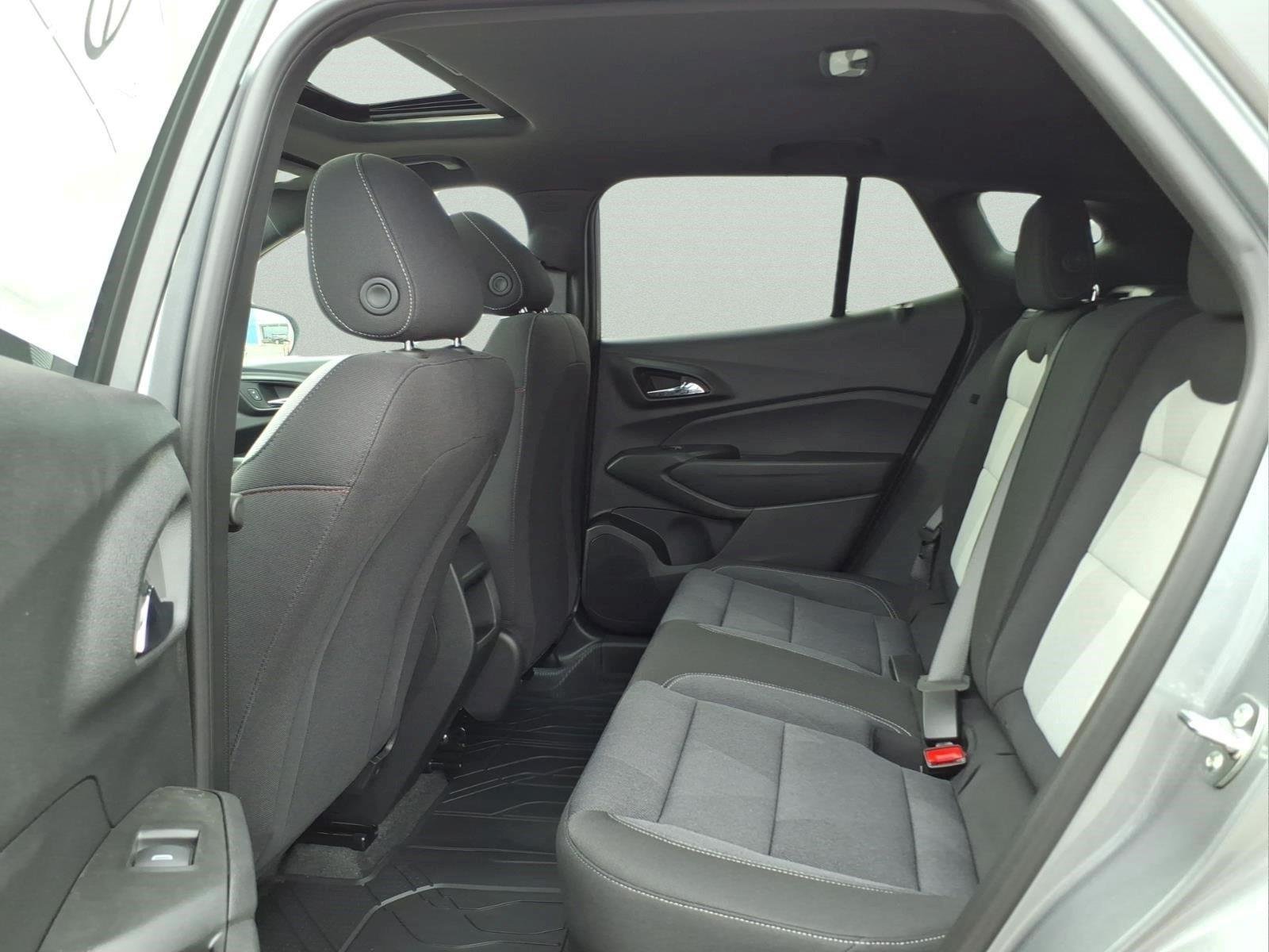 New 2026 Sterling Gray Metallic Chevrolet 1RS image 10