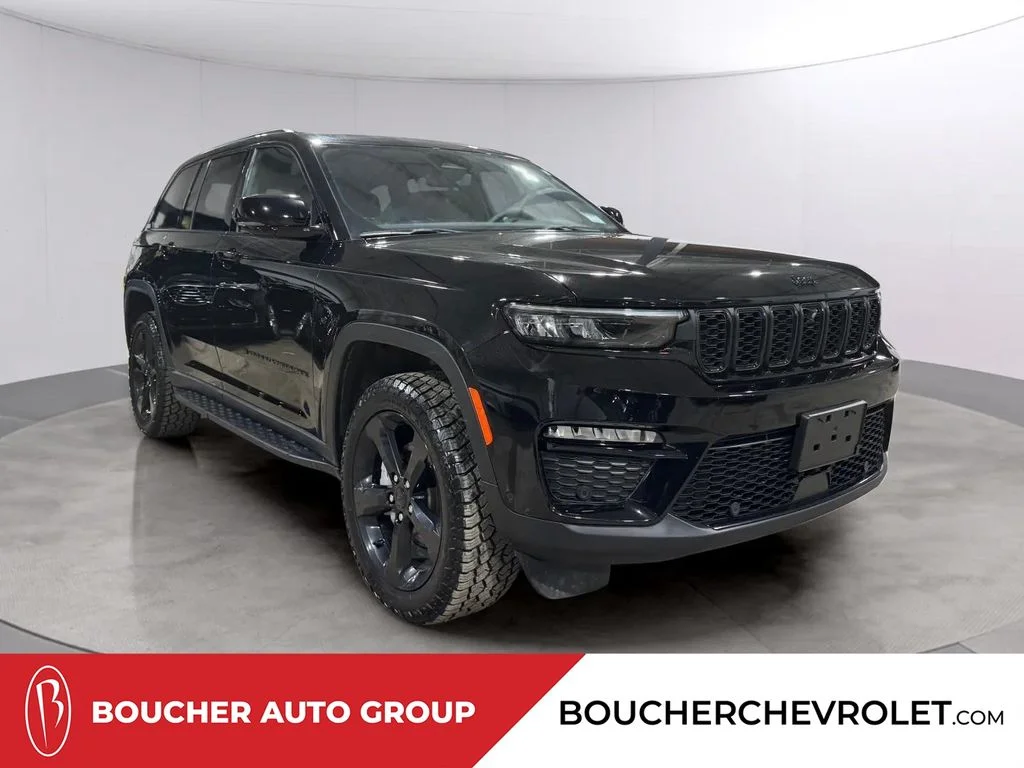 Used 2024 Diamond Black Crystal Pearlcoat Jeep Limited image 1