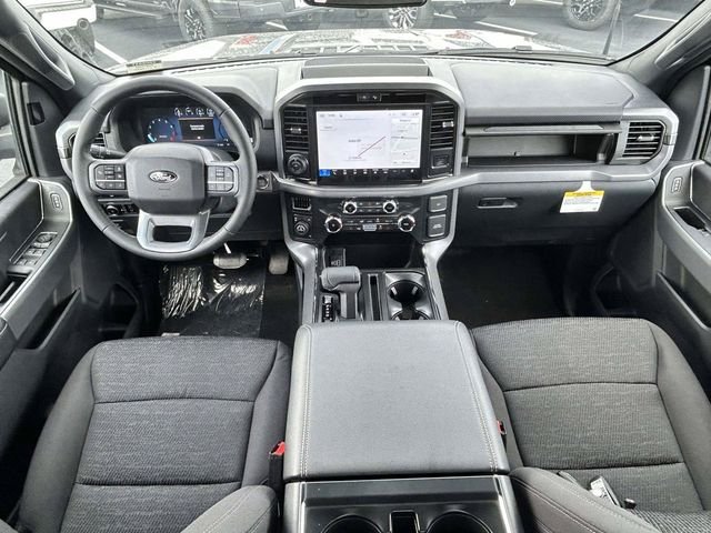 New 2026 Carbonized Gray Metallic Ford XLT image 7