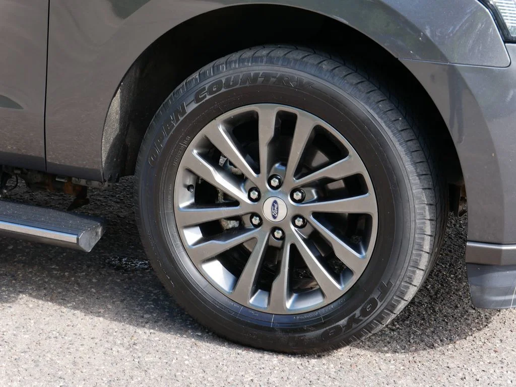 Used 2021 Gray Ford Limited image 7
