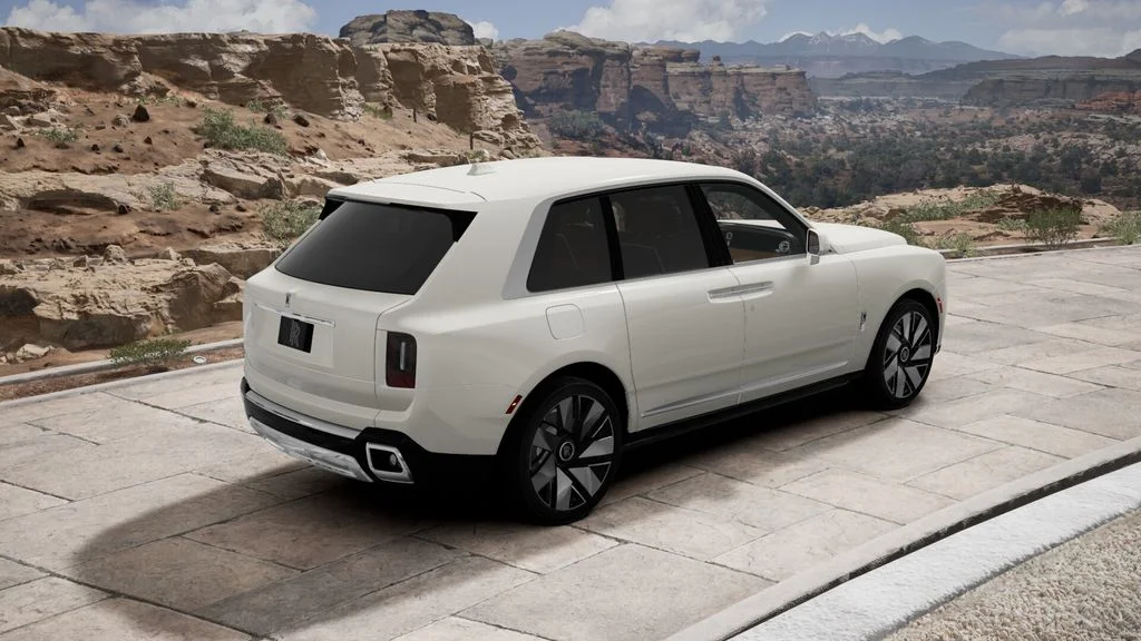 New 2027 White/off-white Rolls-Royce  image 3