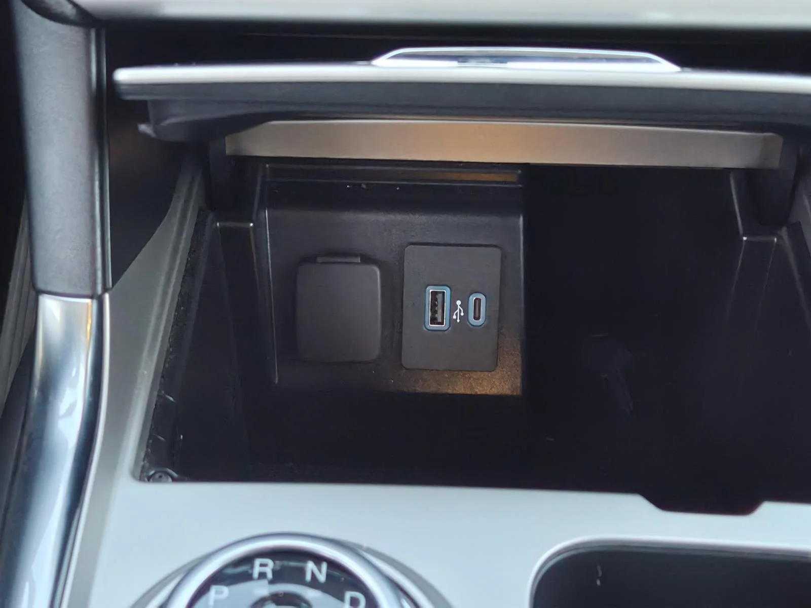 Used 2022 Black Ford XLT 4WD image 17