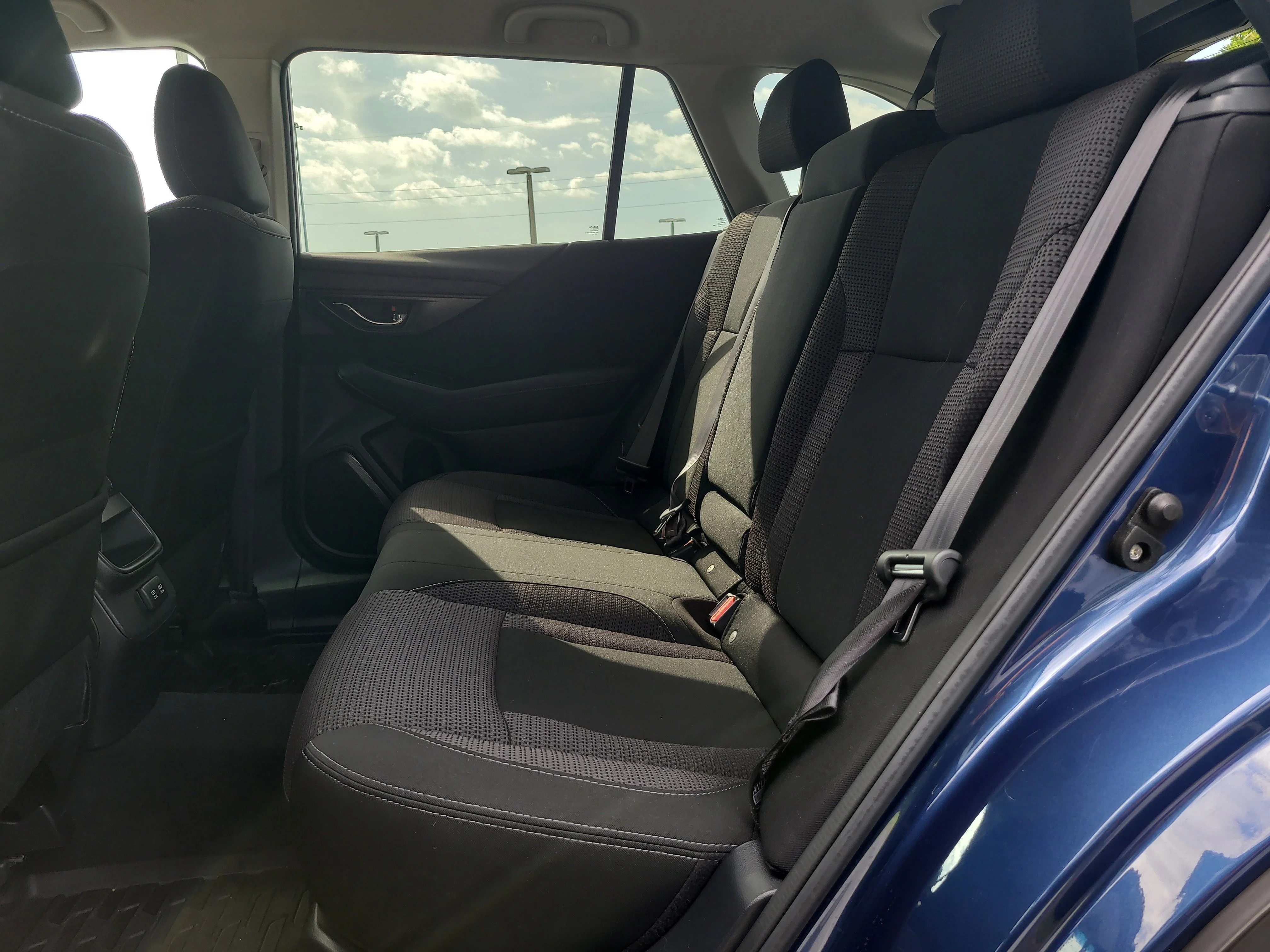 Used 2021 Abyss Blue Pearl Subaru Premium image 11