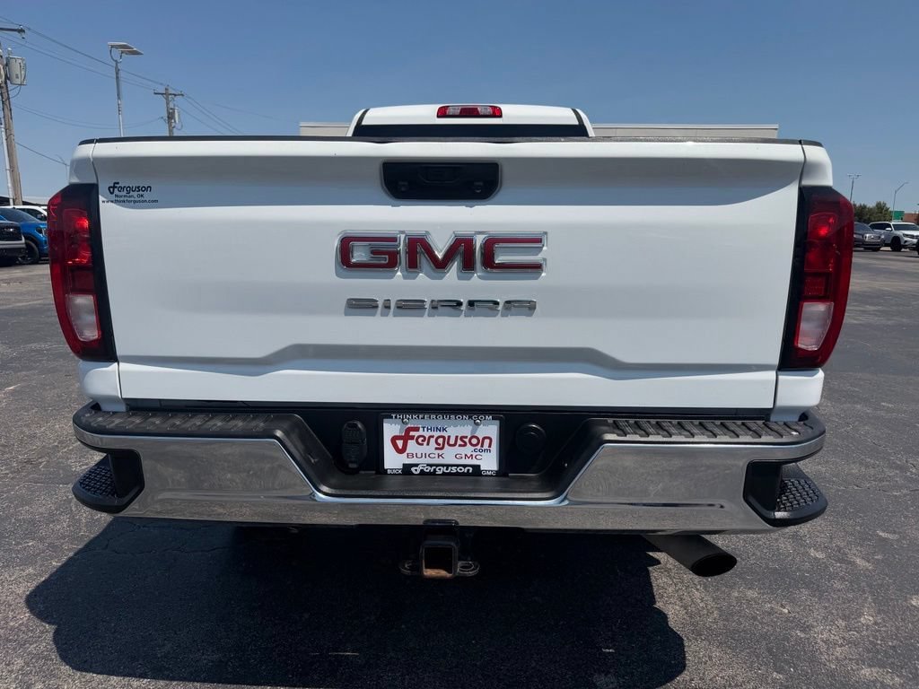 Used 2022 SUMMIT WHITE GMC Pro image 17