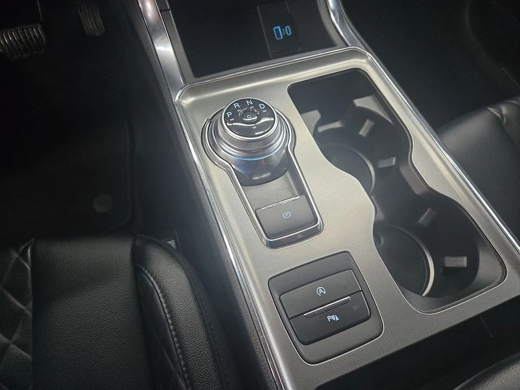 2024 Ford Edge Titanium - Photo 20