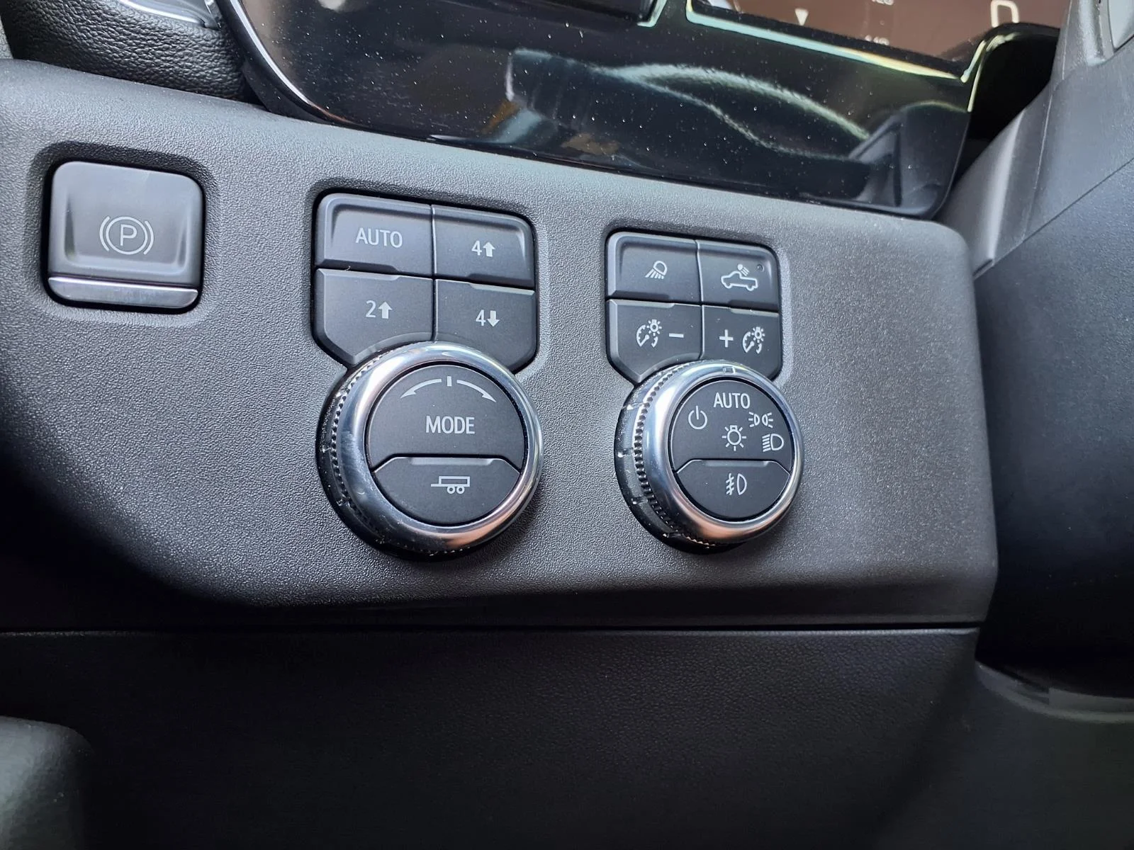 Used 2023 Onyx Black GMC SLT image 14