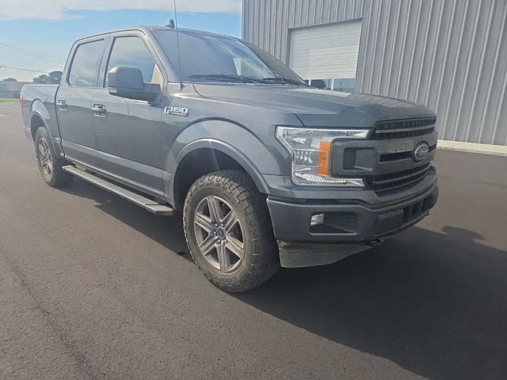 Used 2020 Gray Ford XLT image 23