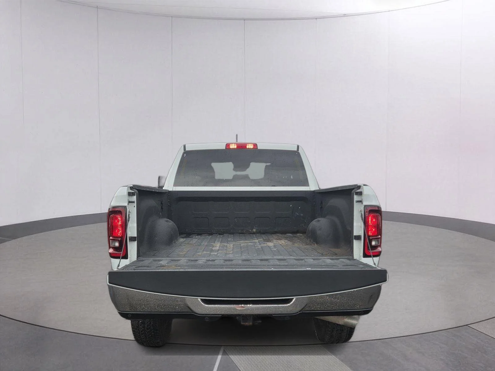 Used 2025 Bright White Clearcoat Ram Big Horn image 27